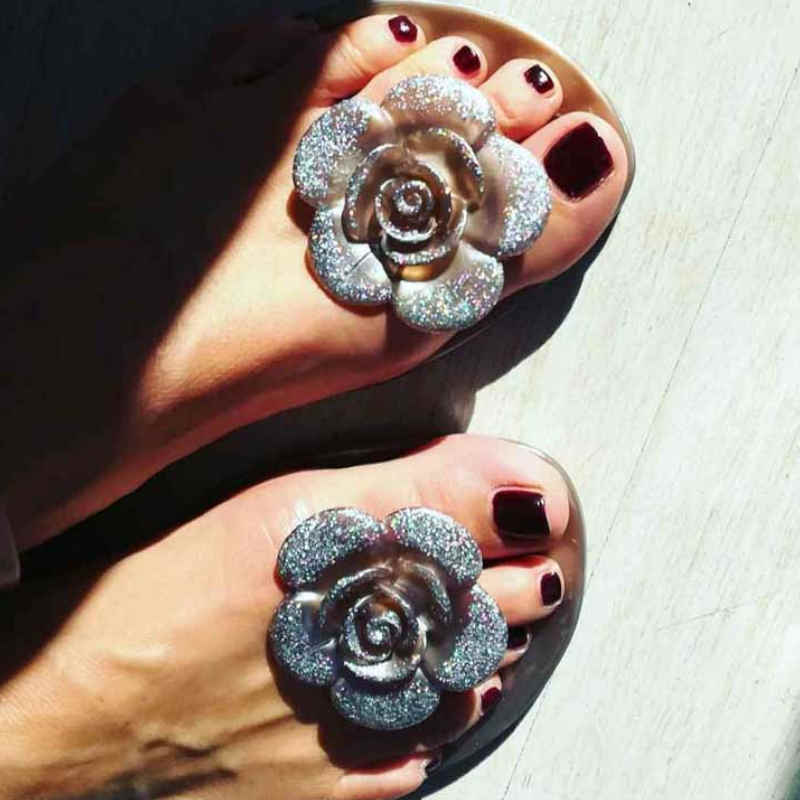 Sandali infradito Zhoelala Milano fiore di camelia bronzo Flower Brown Gold